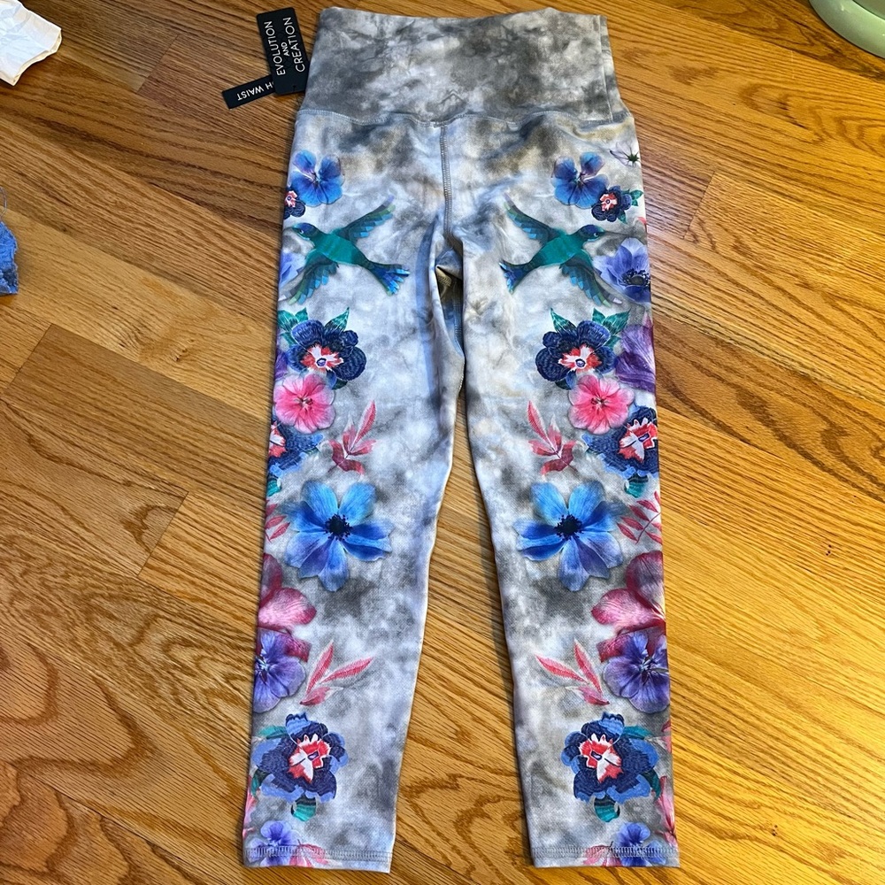 Evolution and Creation high waist orchid and bird print leggings size small